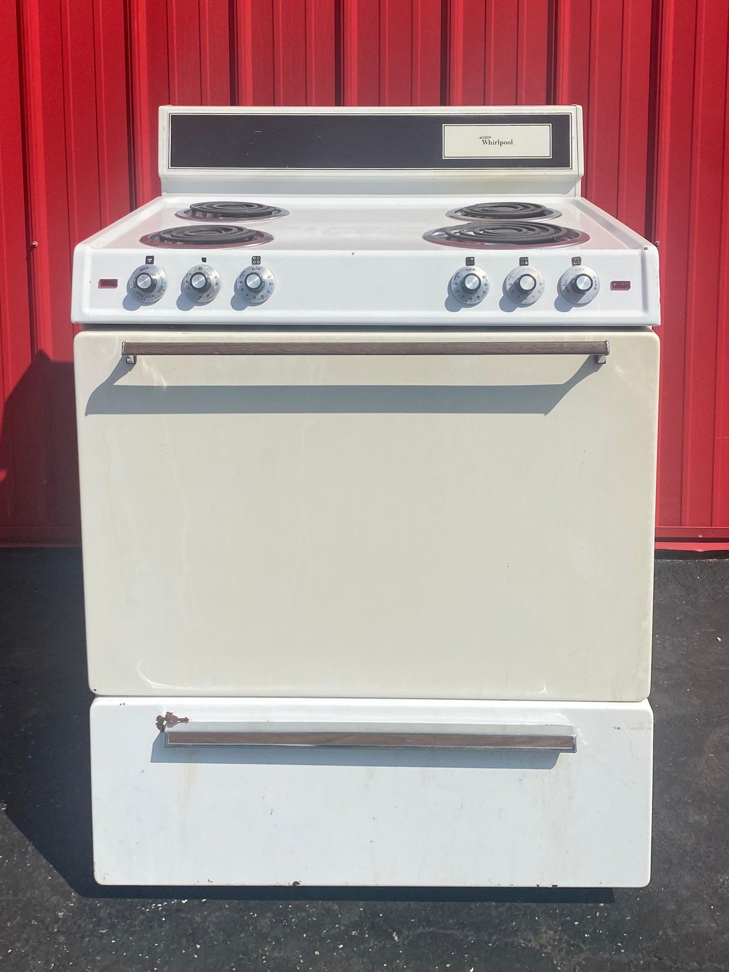 Detailed and Refurbished 30 Inch Electric Stove/Range (Processing Included in Price)