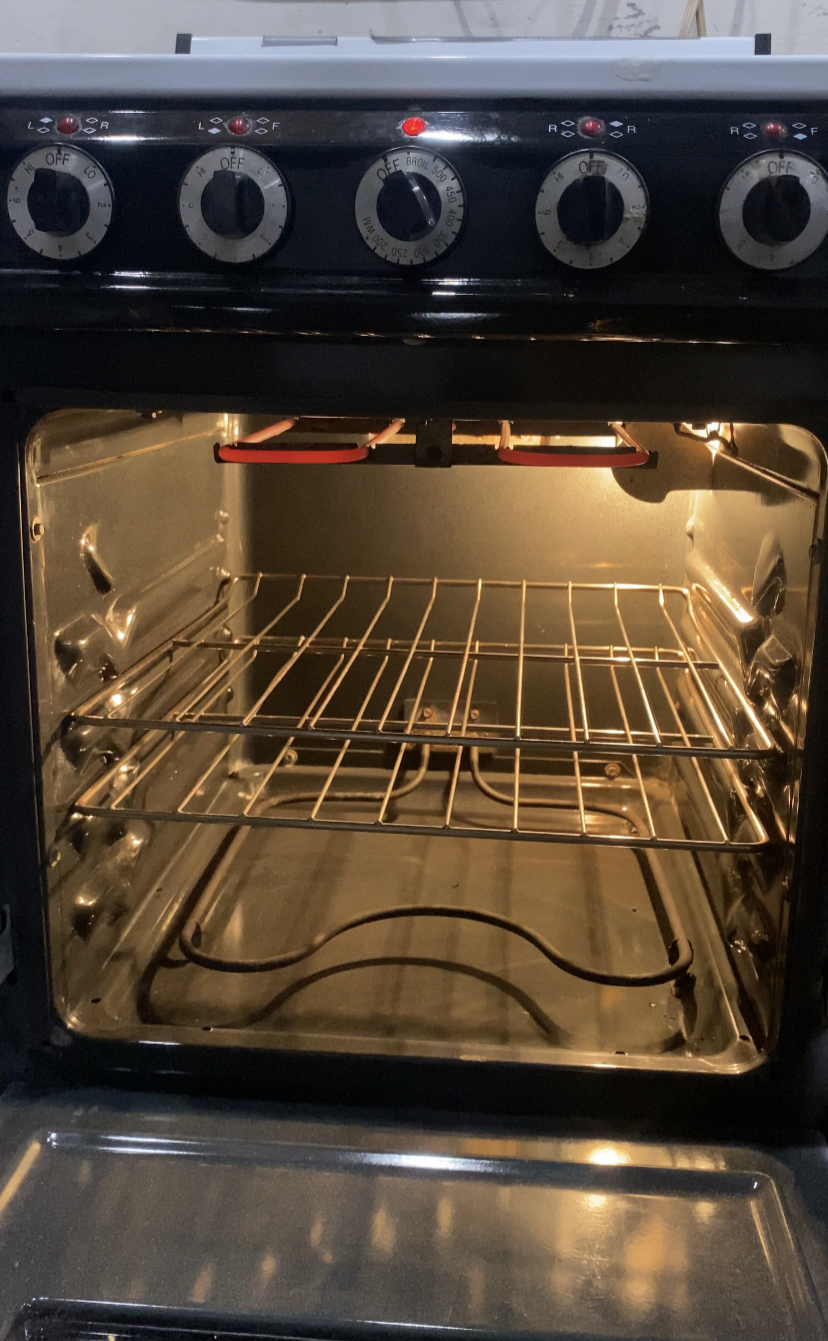 Detailed and Refurbished 20 Inch Electric Stove/Range (Processing Included in Price)