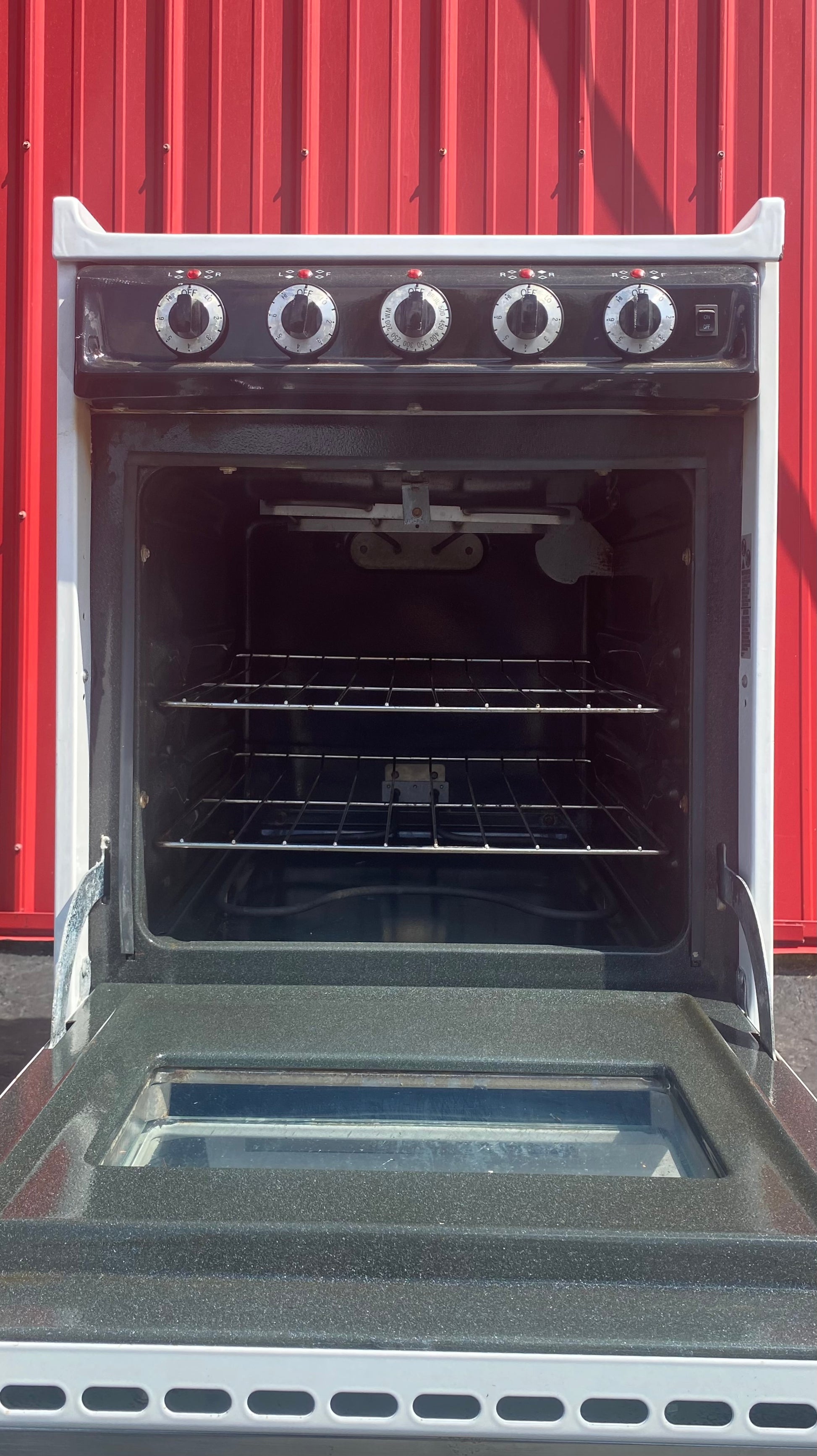 20 inch oven with window and oven light